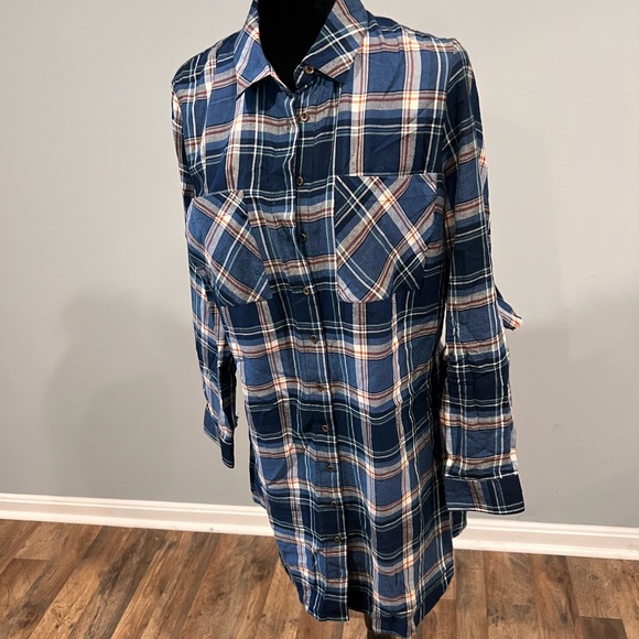 Long navy long sleeve stripped blouse💙 - Picture 6 of 15